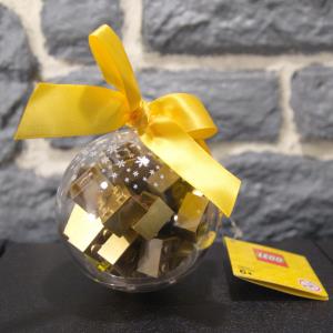 Décoration de Noël avec briques dorées (1)